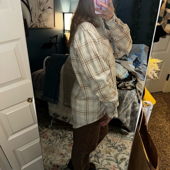 🍂White fox boutique fall flannel - Picture 4 of 7